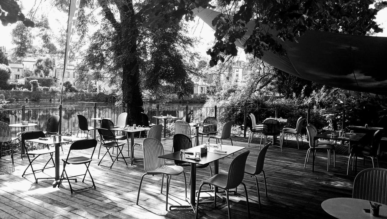 Pont Vieux Chambres d'Hotes Confolens Extérieur photo