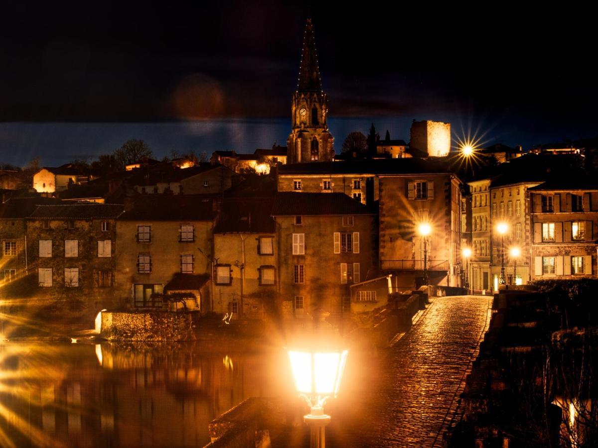 Pont Vieux Chambres d'Hotes Confolens Extérieur photo